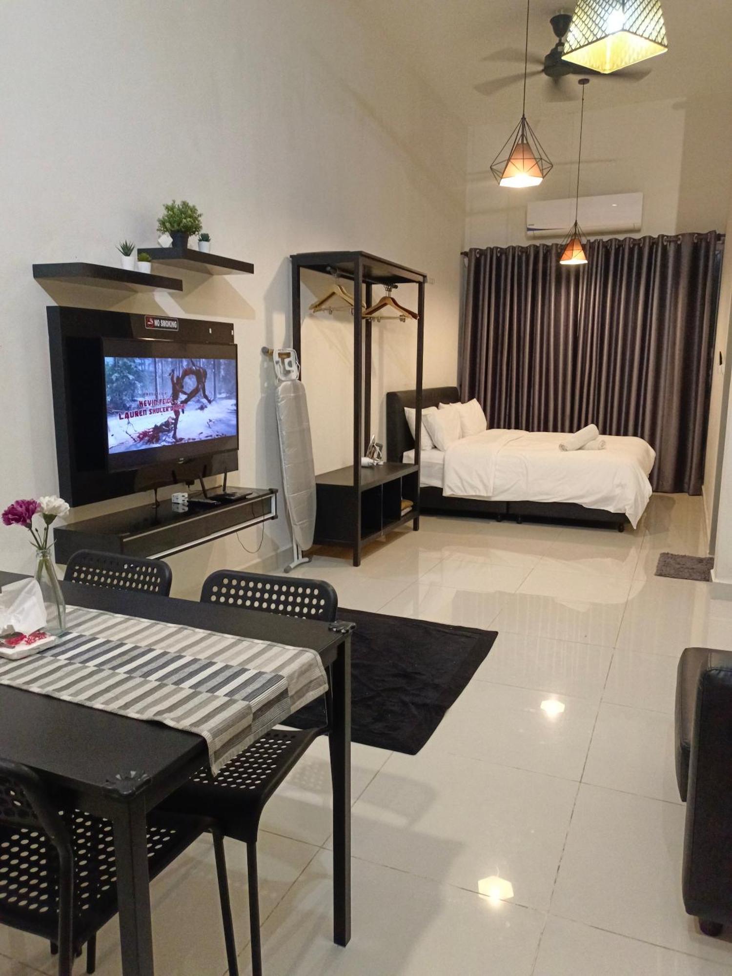 Klia Airport Homestay Сепанг Экстерьер фото